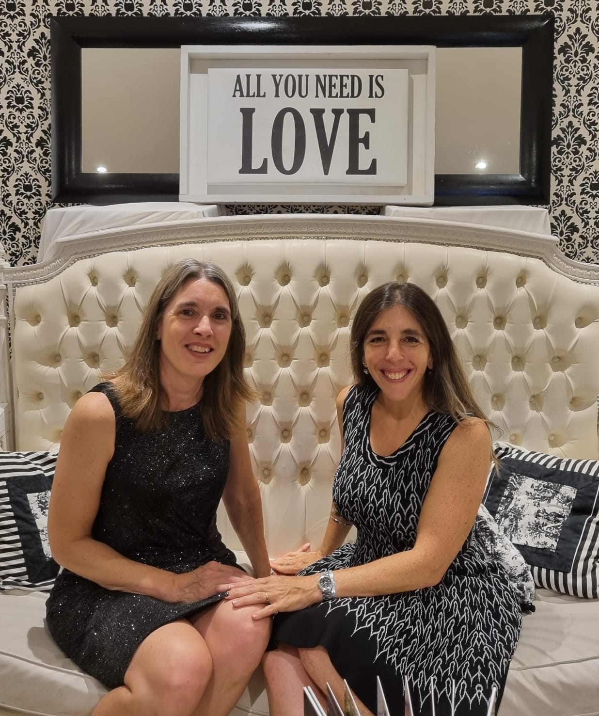 Cecilia Figini y Vanesa Sepl...