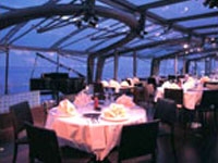 Dubai - Cena romántica en el Bateaux Dubai